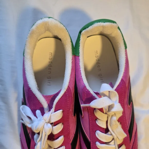 Madden Girl PINK Sneakers - Picture 4 of 6